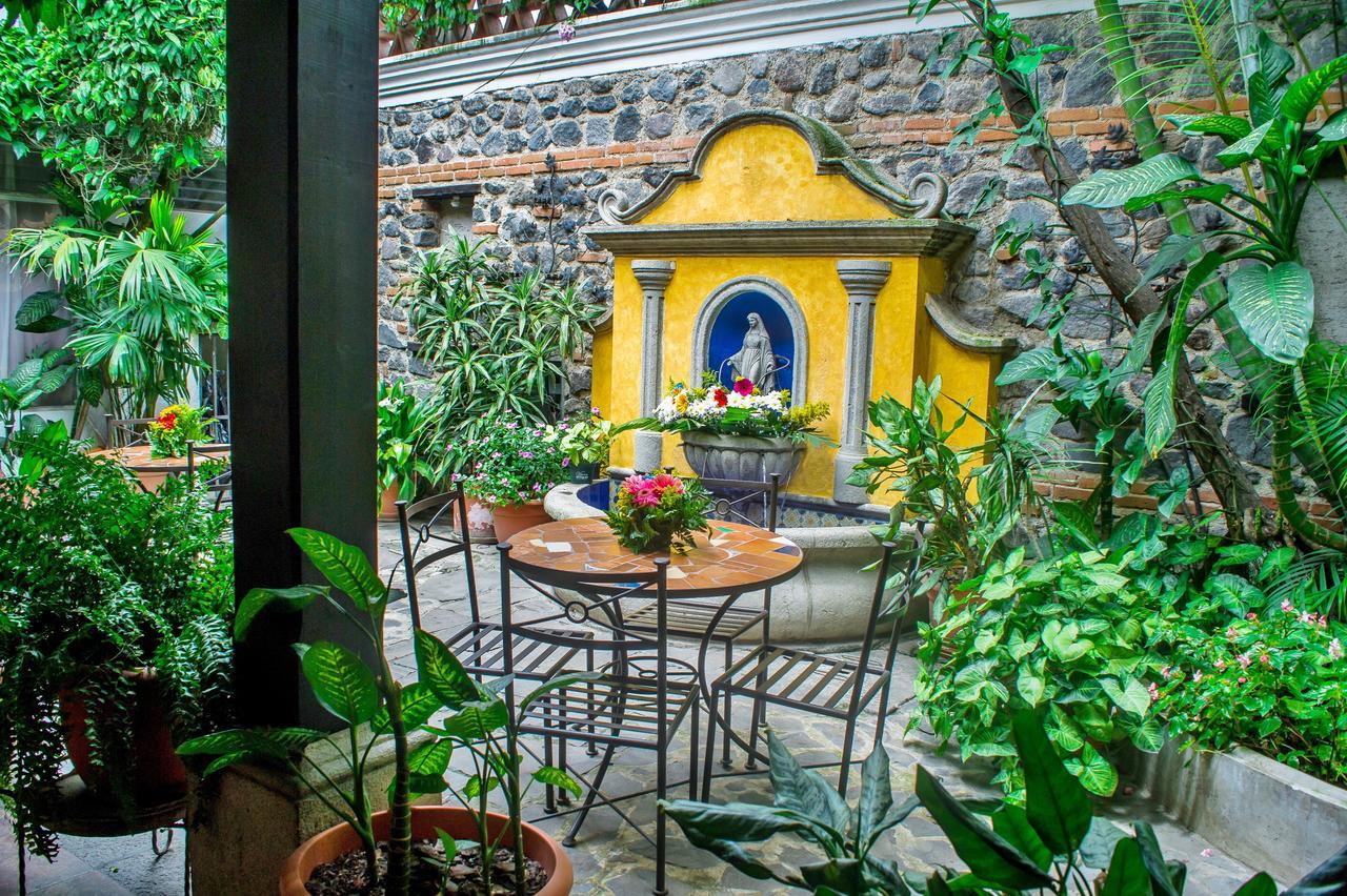 Don Valentino Hotel Antigua Luaran gambar