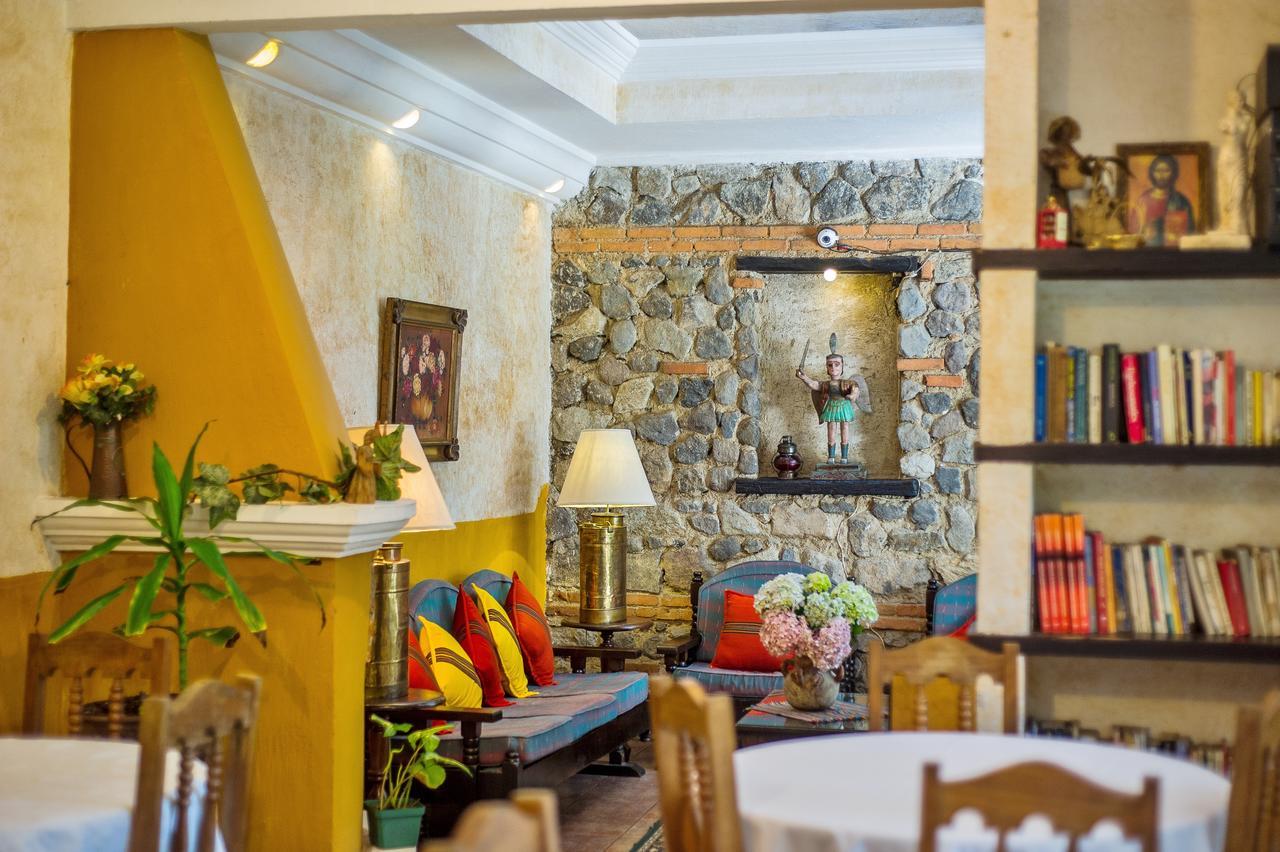Don Valentino Hotel Antigua Luaran gambar