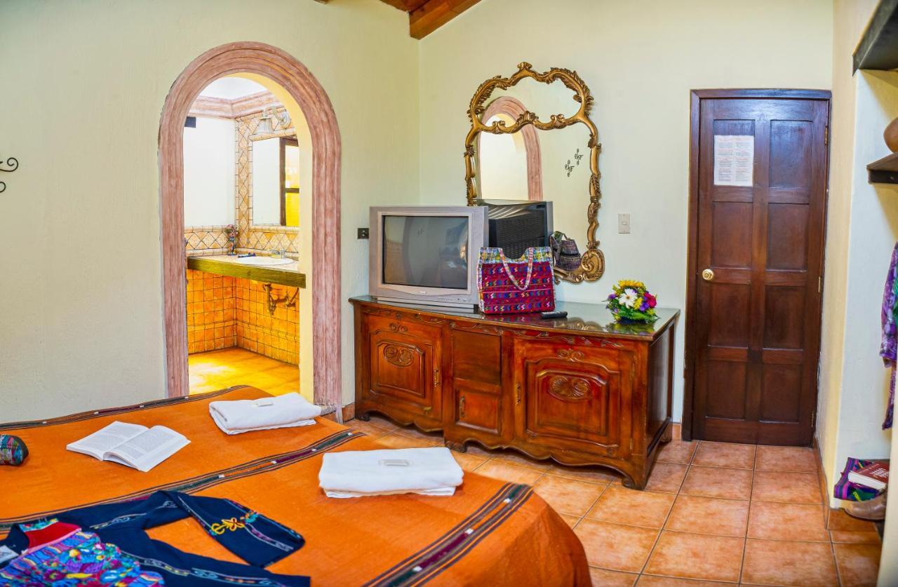 Don Valentino Hotel Antigua Luaran gambar